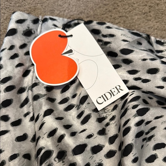 Cider Black and Silver Animal Print Skirt - Picture 2 of 6